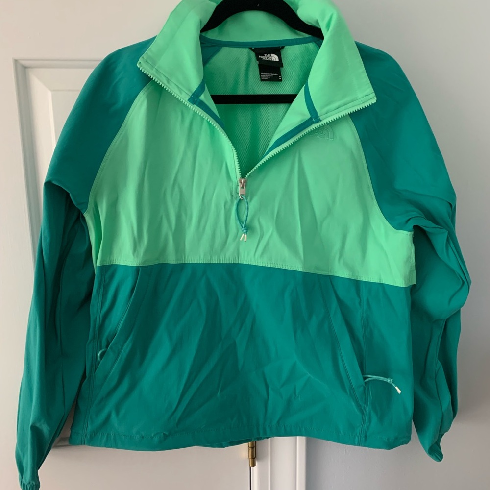 THE NORTH FACE women’s class V windbreaker size medium
